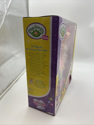 Cabbage Patch Kids Twinkle Toes Skechers Toys R Us Exclusive New Green Eyes Doll - Picture 2 of 12