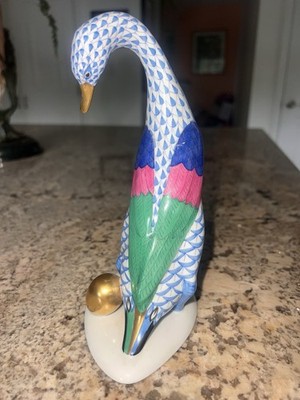Herend Figurine  Goose w/ Golden Egg - Blue Fishnet 7.5''