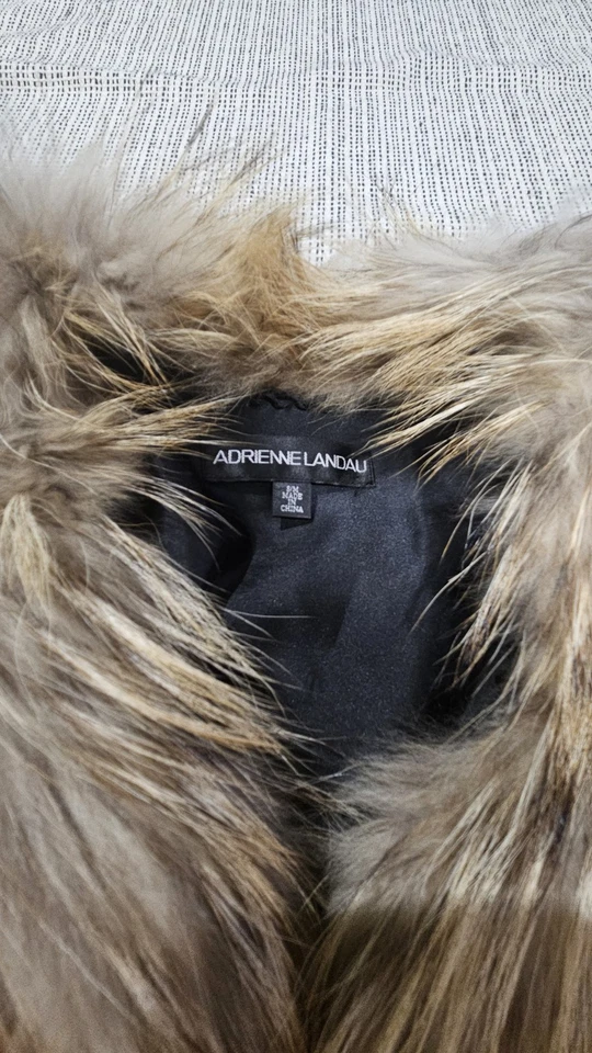 Abrigo corto de piel real Adrienne Landau - Chaqueta bolero con estampado de leopardo Foto 4 de 4