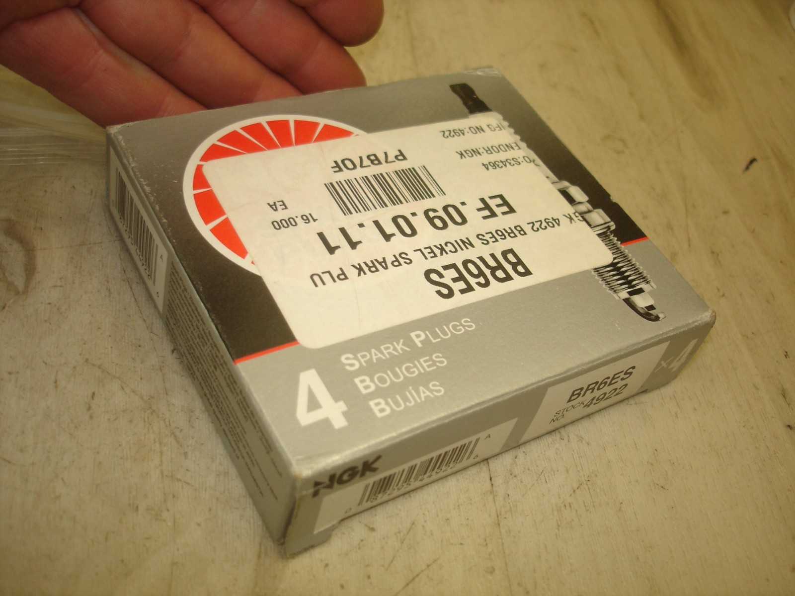 NGK Spark Plugs Part # BR6ES Stock # 4922 Box of 4