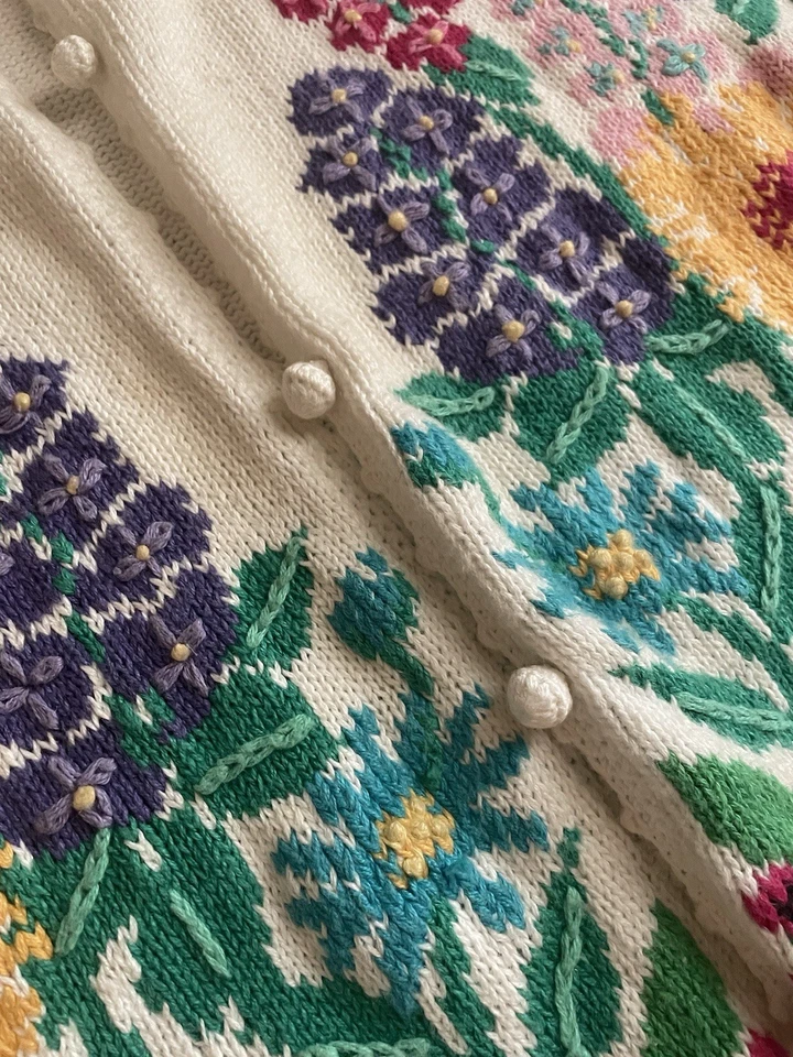 Northern Isles вручную вышитый кардиган свитер, цветочный, средний - Изображение 4 из 4