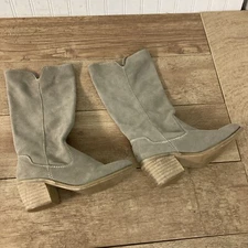 Nine West Lylau Beige Suede Pull on 14" Boots 2.5" Heel Women's 5.5 M