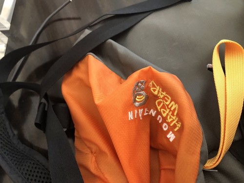 Mountain Hardware Scrambler Montrail Backpack Ultralight Excellent Hiking - Picture 7 of 10