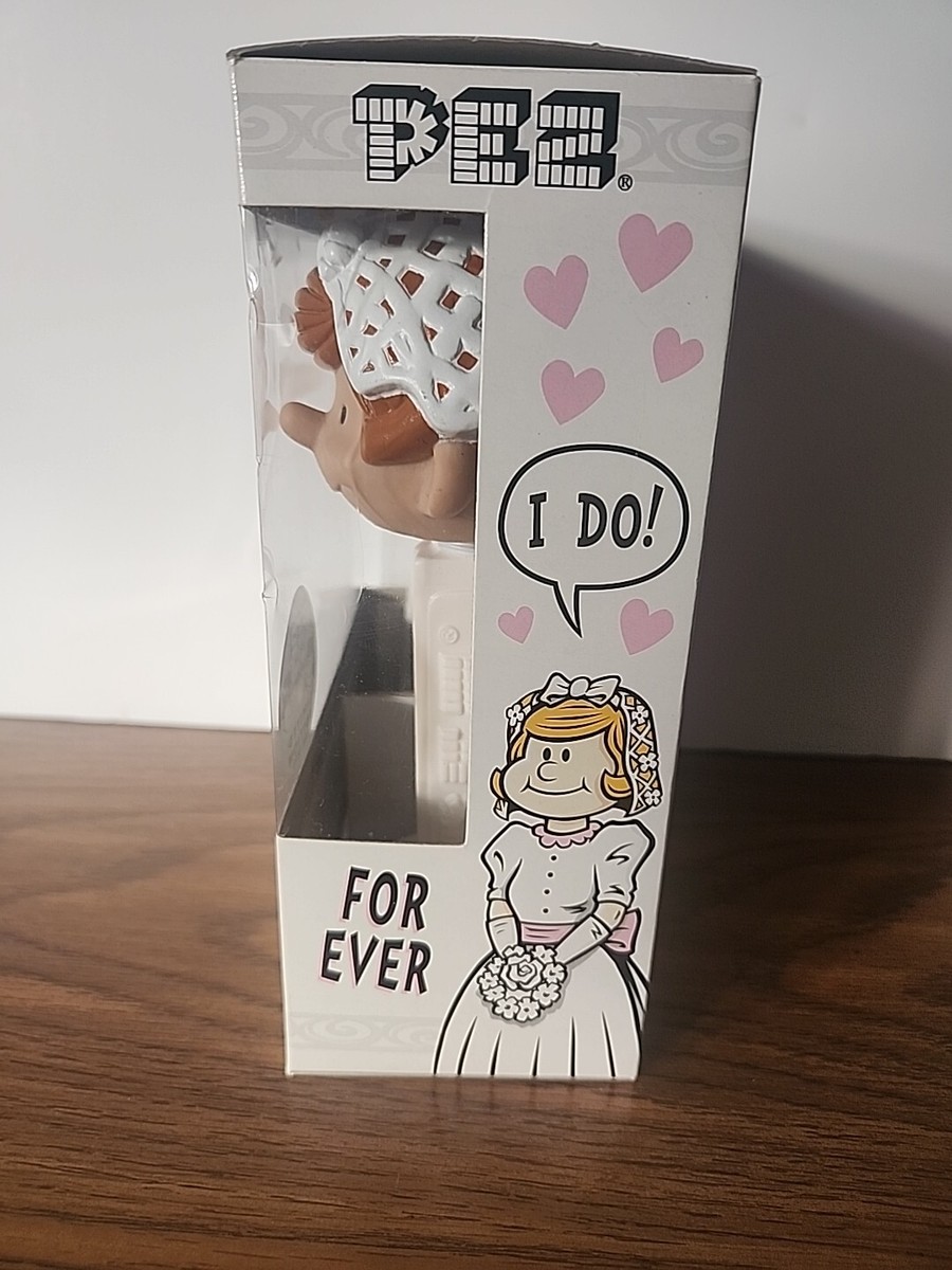 Funko Pez Wacky Wobbler Bride & Groom Bobble Heads w/box 4.5