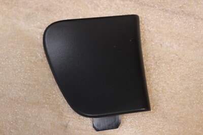 2017-2021 Land Rover Discovery Genuine OEM Right RH Side C-Pillar Trim Cap Cover