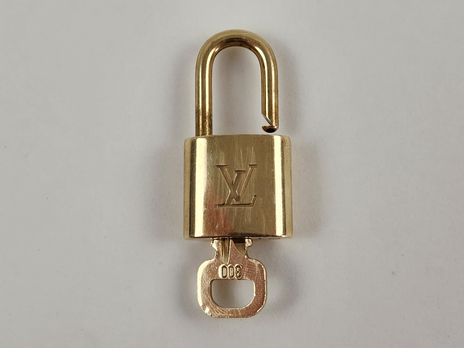 Authentic Louis Vuitton PadLock Solid Lock Key Br… - image 22