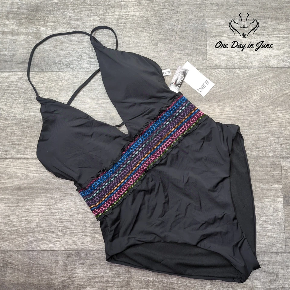 Traje de baño Bar III Smocking Solids de una pieza talla L Foto 3 de 4