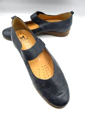 Mephisto Steel Blue Cutout Leather Mary Jane Flats Size US 7 Display