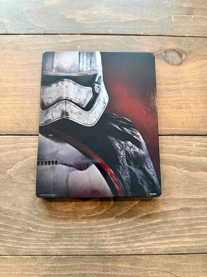 Star Wars: The Force Awakens – Kylo Ren Steelbook (Blu‑ray) – Used Foto 2 de 3
