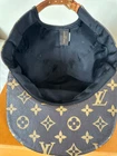 Chapeau Supreme / Louis Vuitton 5 panneaux marron authentique du Japon
