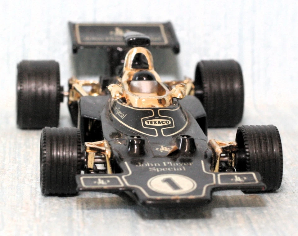 CORGI 154 JOHN PLAYER LOTUS ESPECIAL 72 RONNIE PETERSON EN CAJA Foto 3 de 4