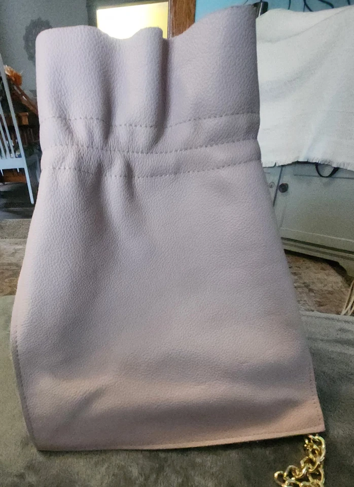 Bolso cubo de cuero Falor Made in Italy Foto 2 de 4