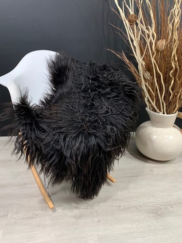 Unique Curly Black Sheepskin Rug Pelt Genuine Natural Soft Best Seat Cover Hide - Picture 2 of 8