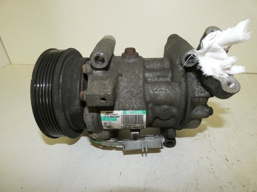 Renault Clio BJ 2007 Klimakompressor 1,6l 65 KW 8200365787A