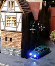 5 PKW mit weissem Frontlicht- und rotem Rücklicht, Spur N, LED beleuchtet