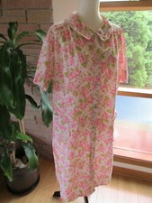 Vintage JCPenney Housecoat Duster Robe Snap Buttons Floral Pockets Medium