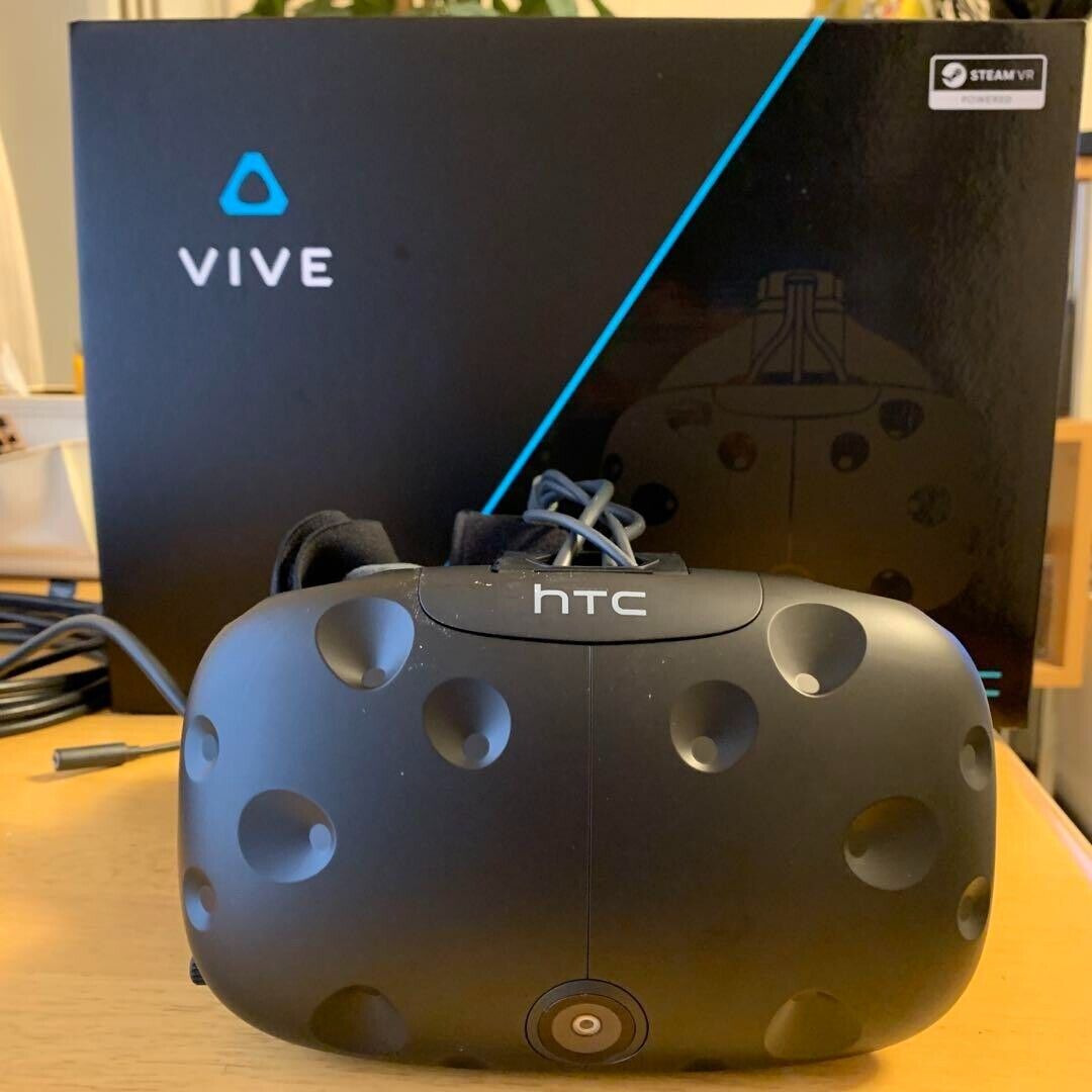 HTC VIVE 99HALN01100 トラッカー6個と充電ケーブル付き-