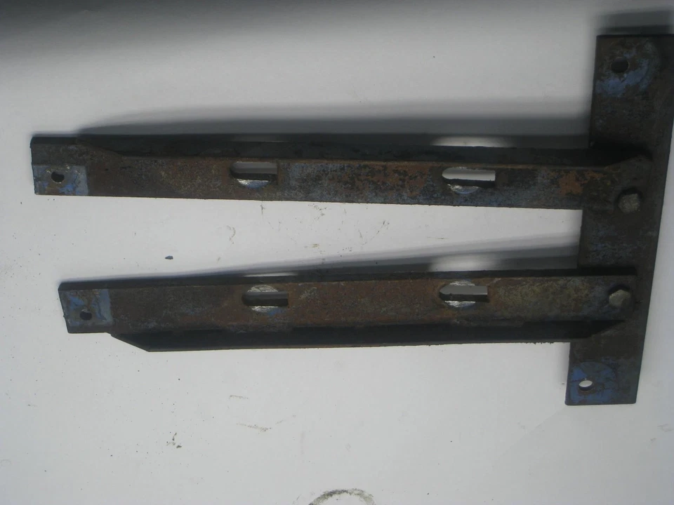 Polaris Colt Deluxe 1968 372cc sistema de silenciador de escape soporte de montaje Foto 2 de 4