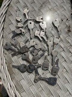 UPVC / Window Locks / Handle Key Spare Keys job lot used emergency keys