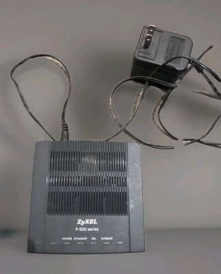 ZyXEL P-600 Series P-660R-D1 ADSL2+ Ethernet Modem Router w/ Power SupplyZyXEL