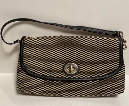 Borsa a tracolla Coach stampa a scacchi blu navy jacquard turnlock polso pochette