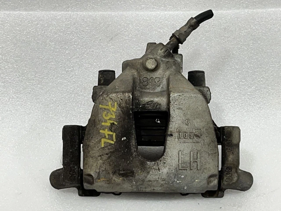 Volvo C30 2011 pinza de freno delantera izquierda lado conductor Foto 2 de 2