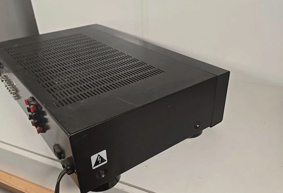 Sony STR-AV220 AM FM Stereo Receiver Tuner Tested - Image 4 of 4