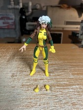 Unboxed Hasbro Marvel Legends: The Uncanny X-...