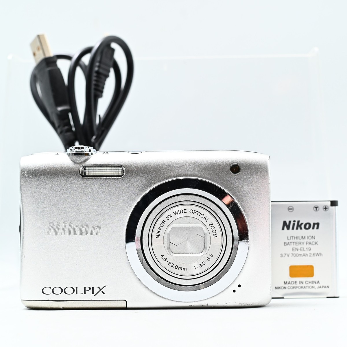 Nikon Coolpix A100 Silver Compact Digital Camera Used Tested from