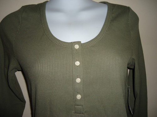 Women's Gap Crew-Neck Long Sleeve, Straight Fit, Henley Shirt Size S NWT - Picture 2 of 2