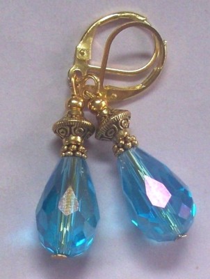 AQUA BLUE CRYSTAL teardrop earring GP LEVERBACK handcrafted XX