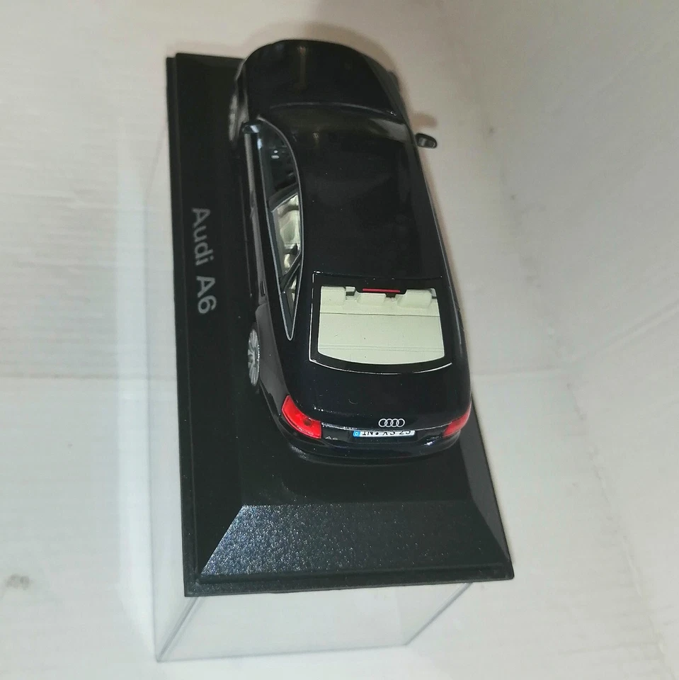 AUDI A6 BLU MINICHAMPS SCALA 1/43 - Immagine 4 di 4