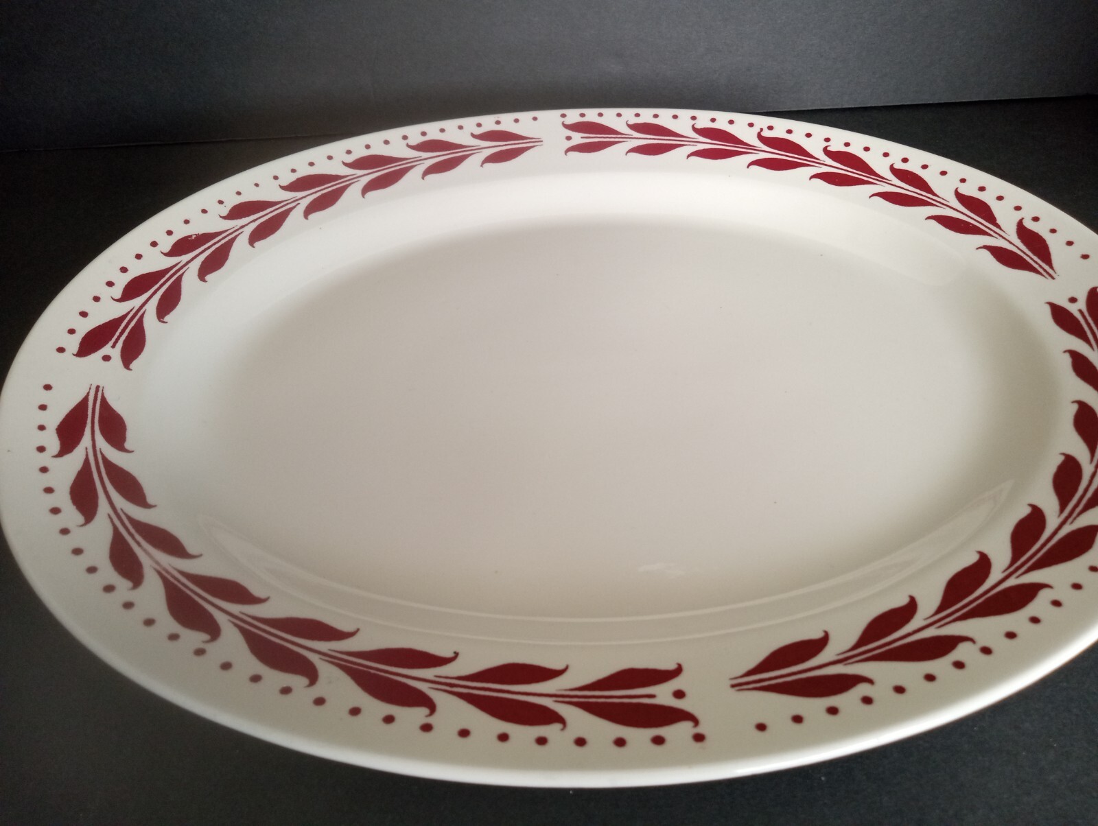 HOMER LAUGHLIN Hemlock Red 13" Platter