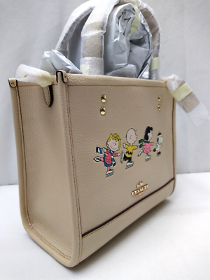 【 COACH 】Peanuts コラボ♪Dempsey Snoopy 2way トートバッグ COACH 】Peanuts コラボ♪Dempsey Snoopy 2way トートバッグ