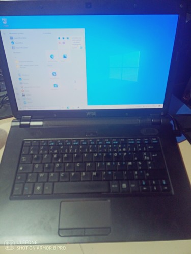 Ordinateur Portable Windows 10 - Photo 1/2