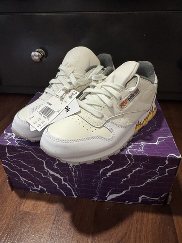 Reebok Power rangers Size 3y - Picture 2 of 4