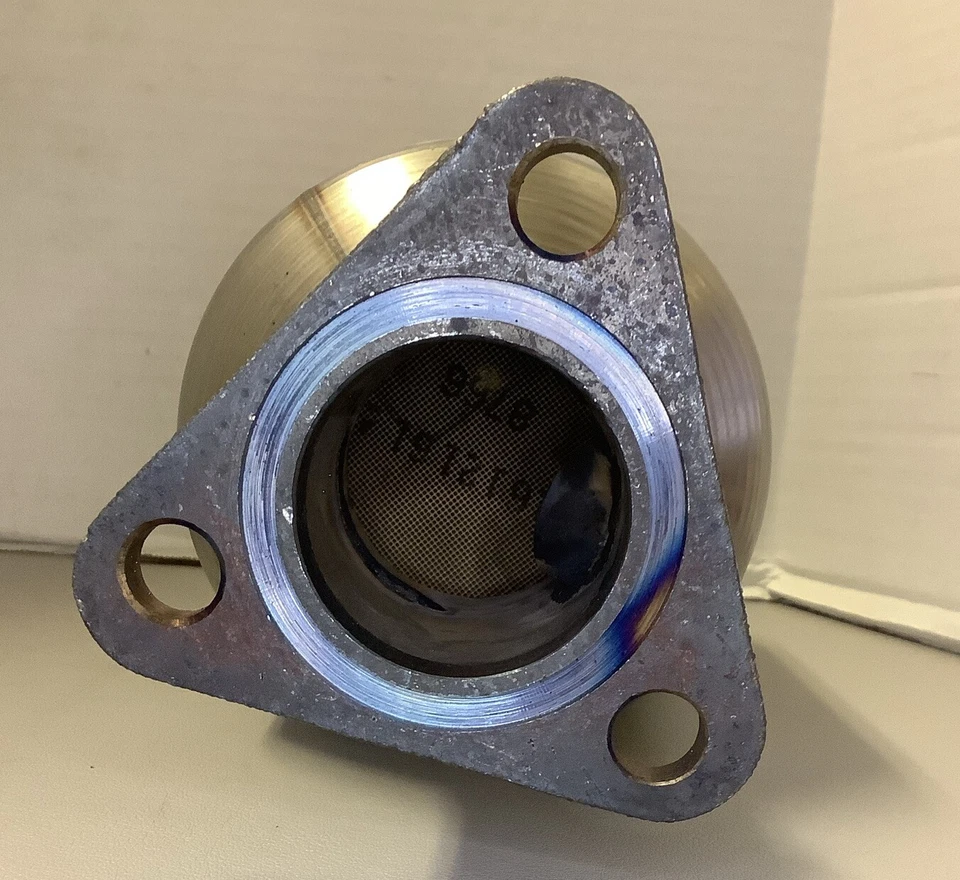 D.E.C HON91644M Catalytic Converter Fits ‘98-‘99 Honda Accord (r40) - Image 2 of 4