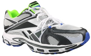 vetements spike runners