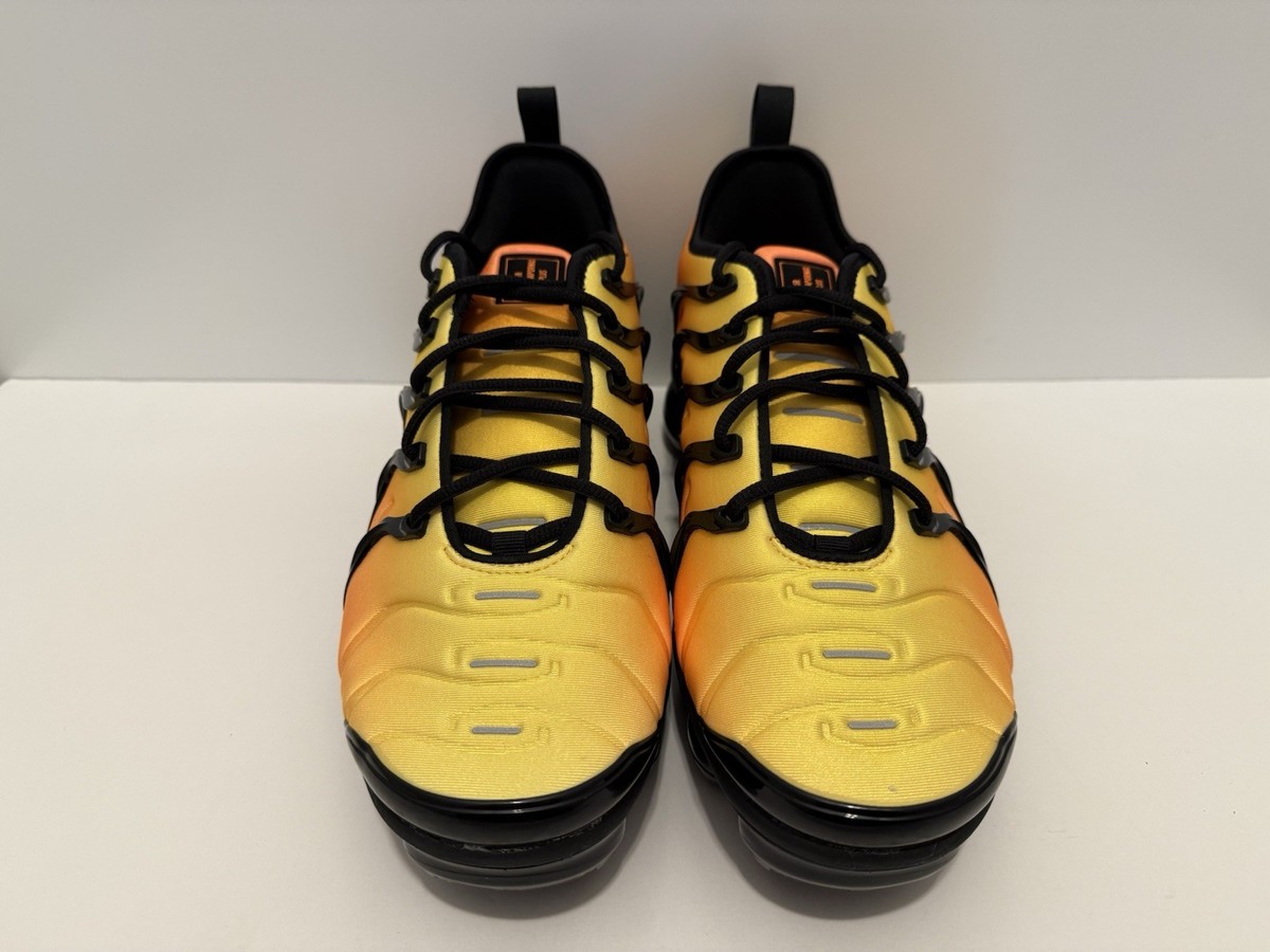 Nike Air VaporMax Plus 'Sunset' Sneaker Yellow Black 924453-006