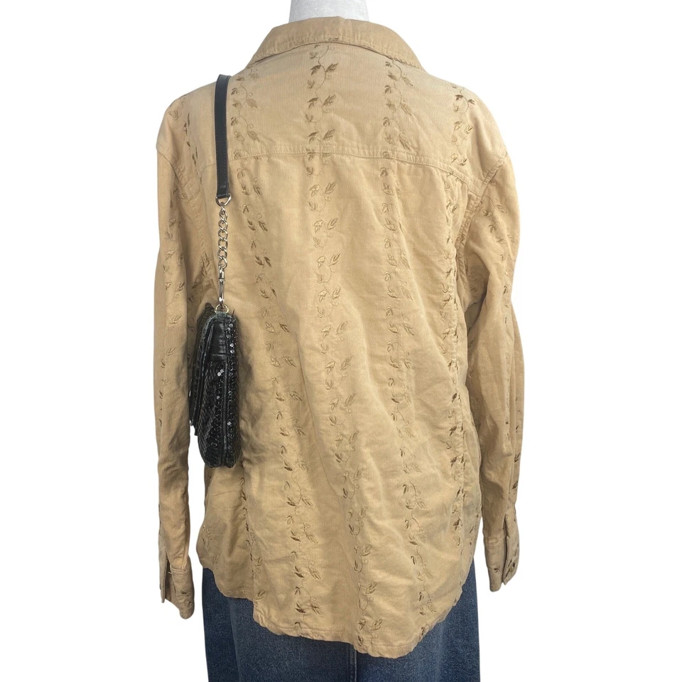 Camisa feminina Duck Head com botões 1X veludo bronzeado bordado Western Cottagecore - Imagem 2 de 4