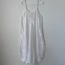Cinema Etoile Vintage Lingerie Ivory Lace Slip Dress Nightgown Bridal medium