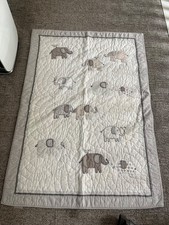 Pottery Barn Kids Organic Cotton Taylor Elephant Gray White Crib Quilt Blanket