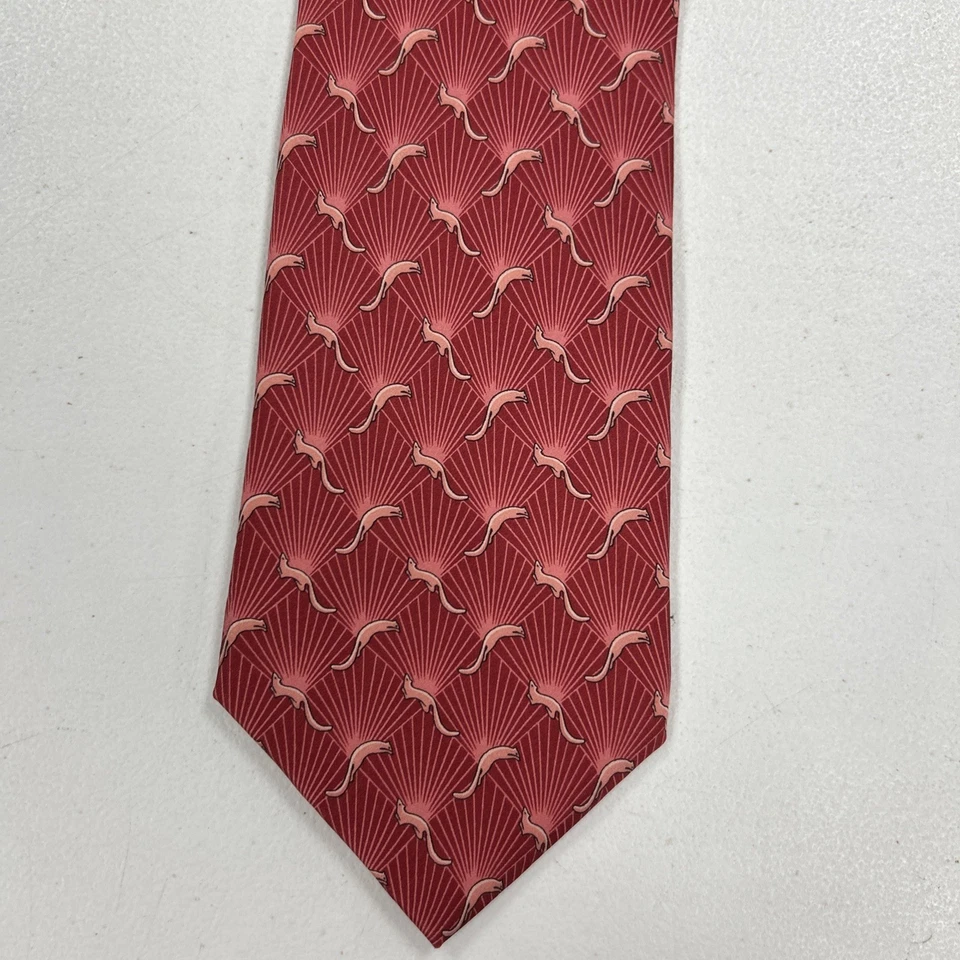 Corbata de cuello Lanvin para hombre con patrón de animal rojo hecha en Francia 100 % seda Foto 2 de 4