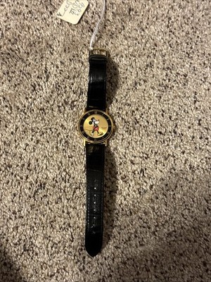 Mickey Mouse Gold Tone Watch with Black Leather Strap Disney Mickey Mouse Ladies Vintage Lorus Gold Tone Watch  main image 4