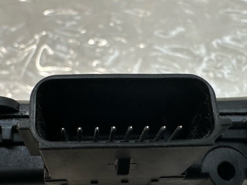 2024 2025 GM Buick Chevrolet OEM Rear Right Side Distance Radar Sensor 84182643 - Picture 6 of 9