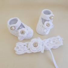 white baby girl booties and headband, baptism flower headband, newborn booties
