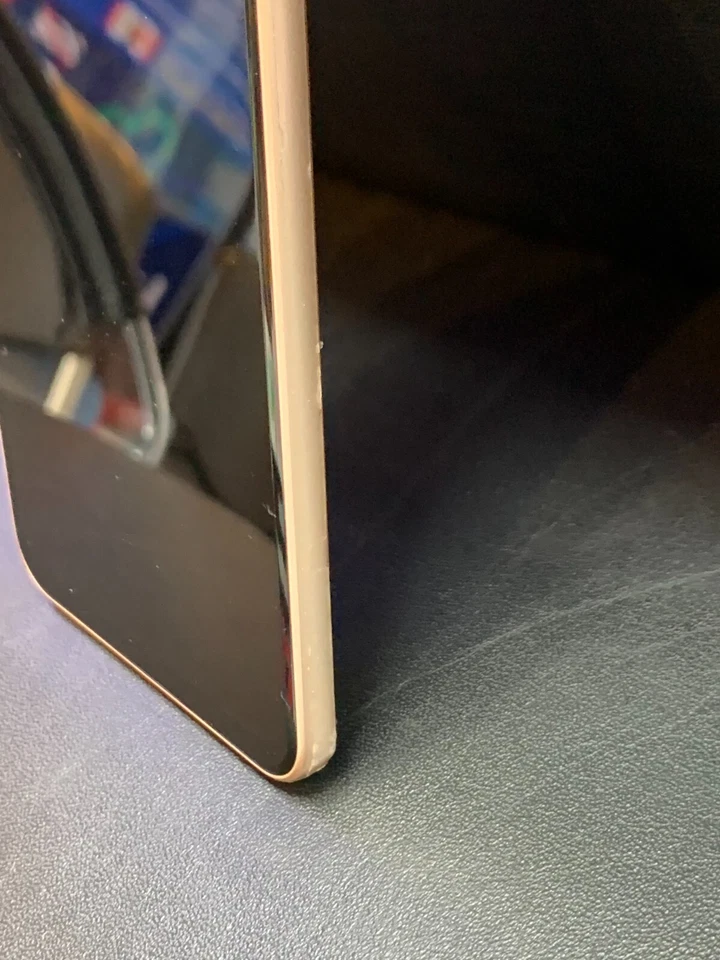 Original OLED Assembly With Frame  Compatible For LG V60 ThinQ 5G UW (Verizon) - Image 3 of 4