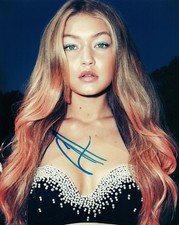 Gigi Hadid Signed Autographed 8x10 Photo Hot Sexy Model COA VD
