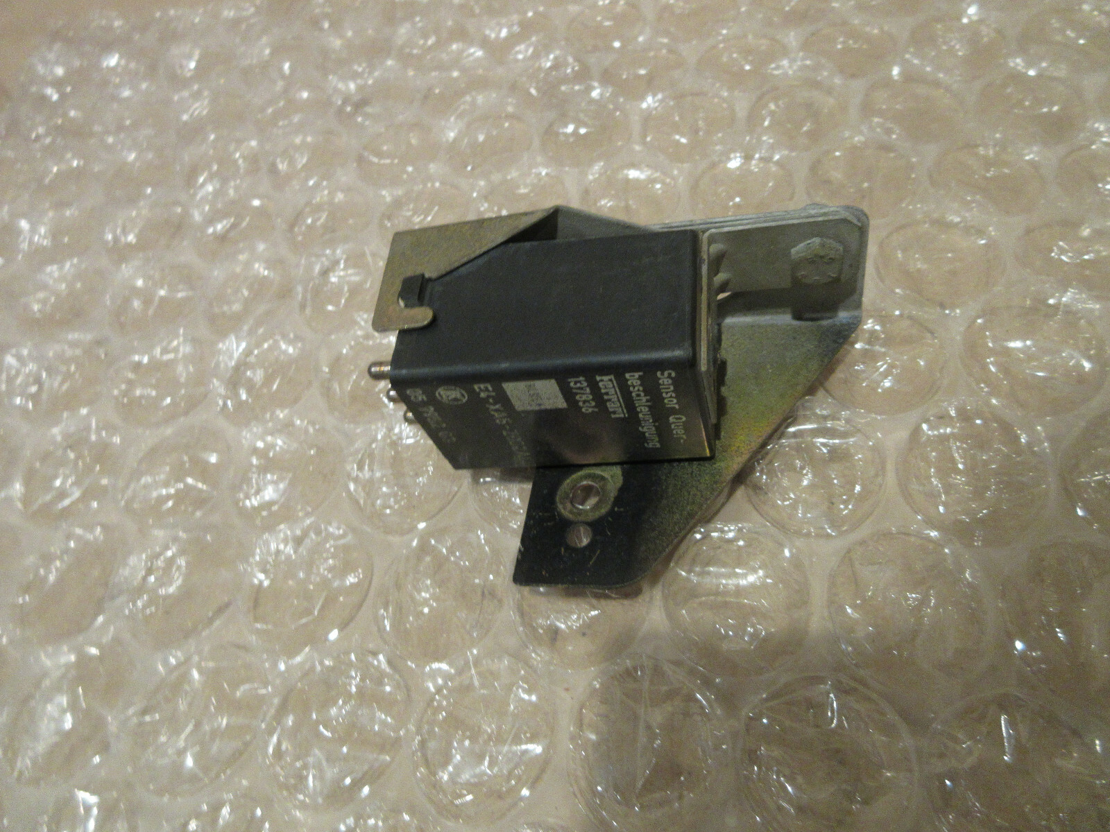 Ferrari 355,Mondial  Acceleration Sensor P/N 137836