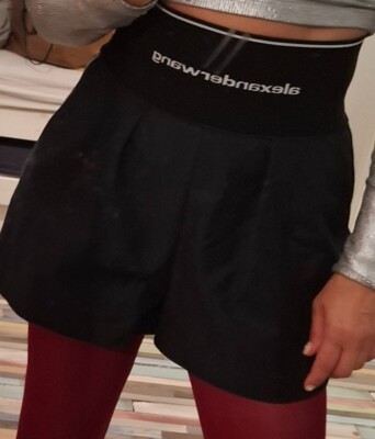 ''Stylische schwarze Shorts von Alexander Wang. Kaum getragen, sehr guter Zustand